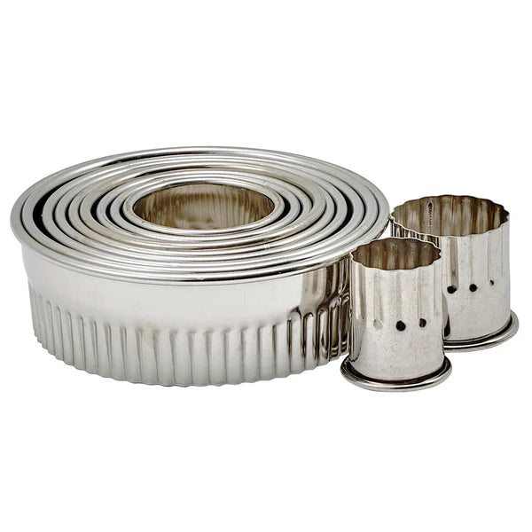 CST-1 - Round Cookie Cutter Set, 11 Piece, Stainless Steel - Fluted, 1"